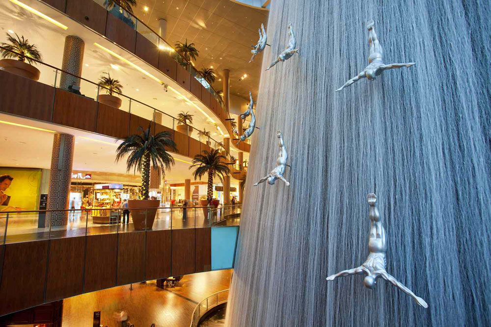 Dubai Mall: Record 105 Million Visitors in 2023!